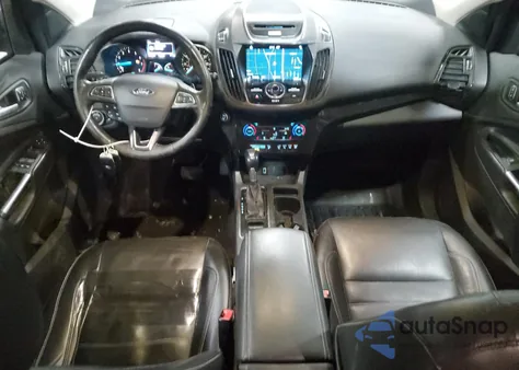 2017 Ford Escape Titanium из США, поврежденный, VIN 1FMCU9J98HUD60717